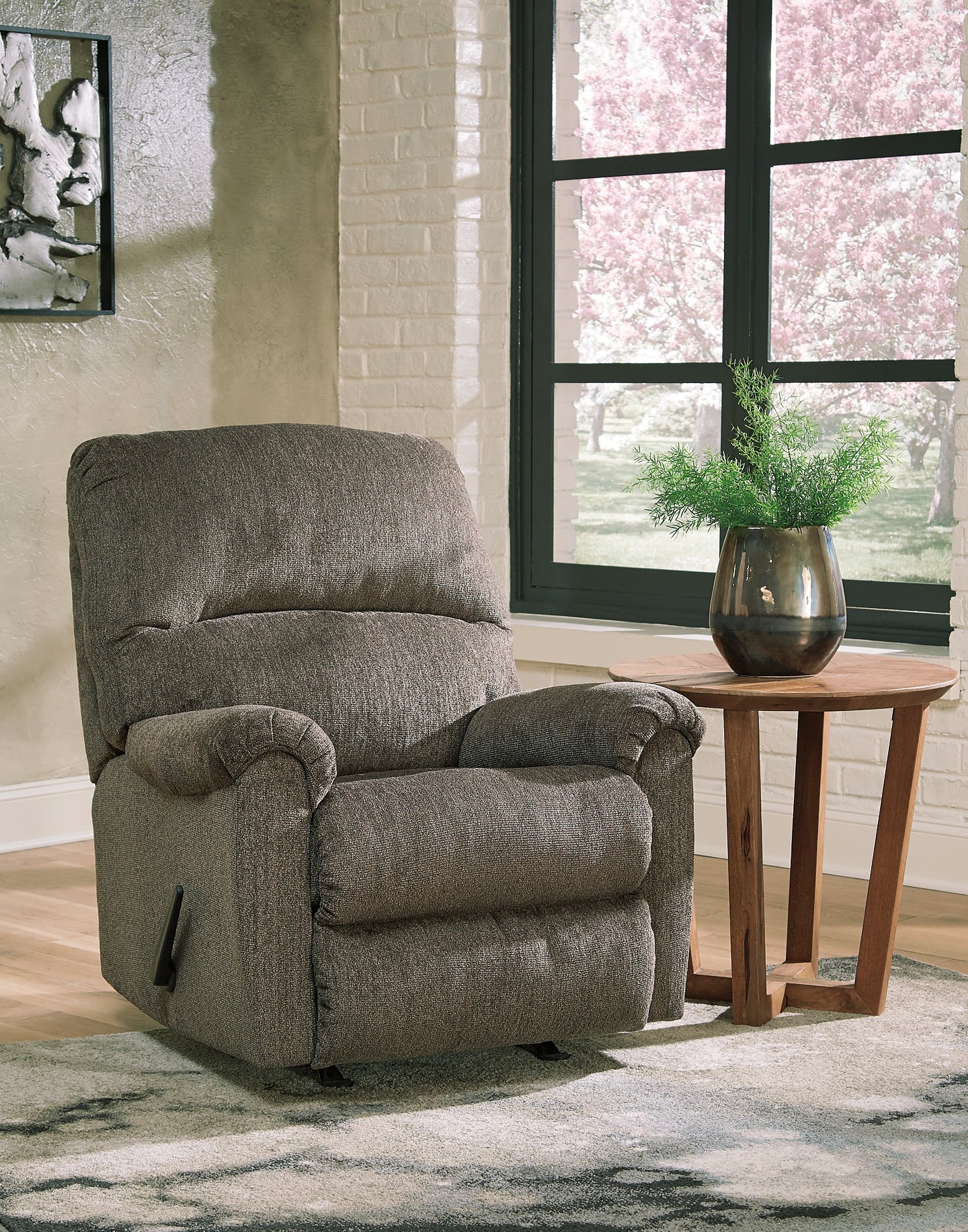 Dorsten Sofa, Loveseat and Recliner