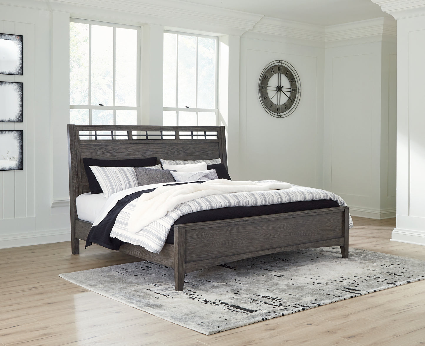 Montillan King Panel Bed with Mirrored Dresser